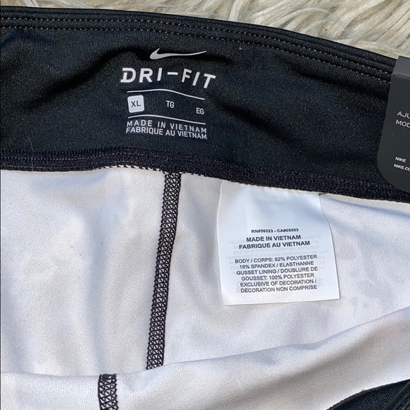 Girls Nike tight fit leggings - Picture 5 of 6